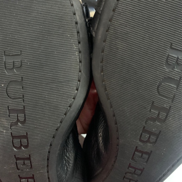 Burberry Shoes Made in Italy - Picture 5 of 7